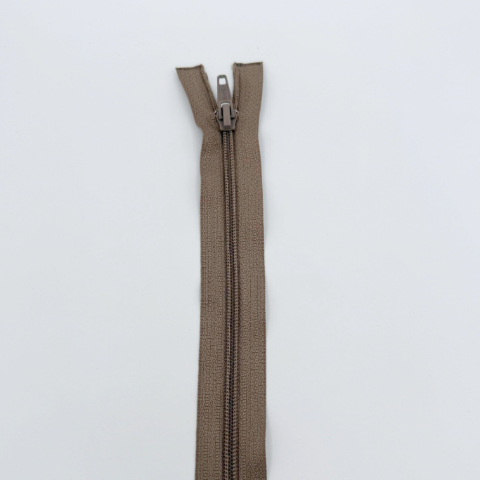 Nylon Coil Open End Separating Jacket Zipper 86cm (34″) No 5 - Beige