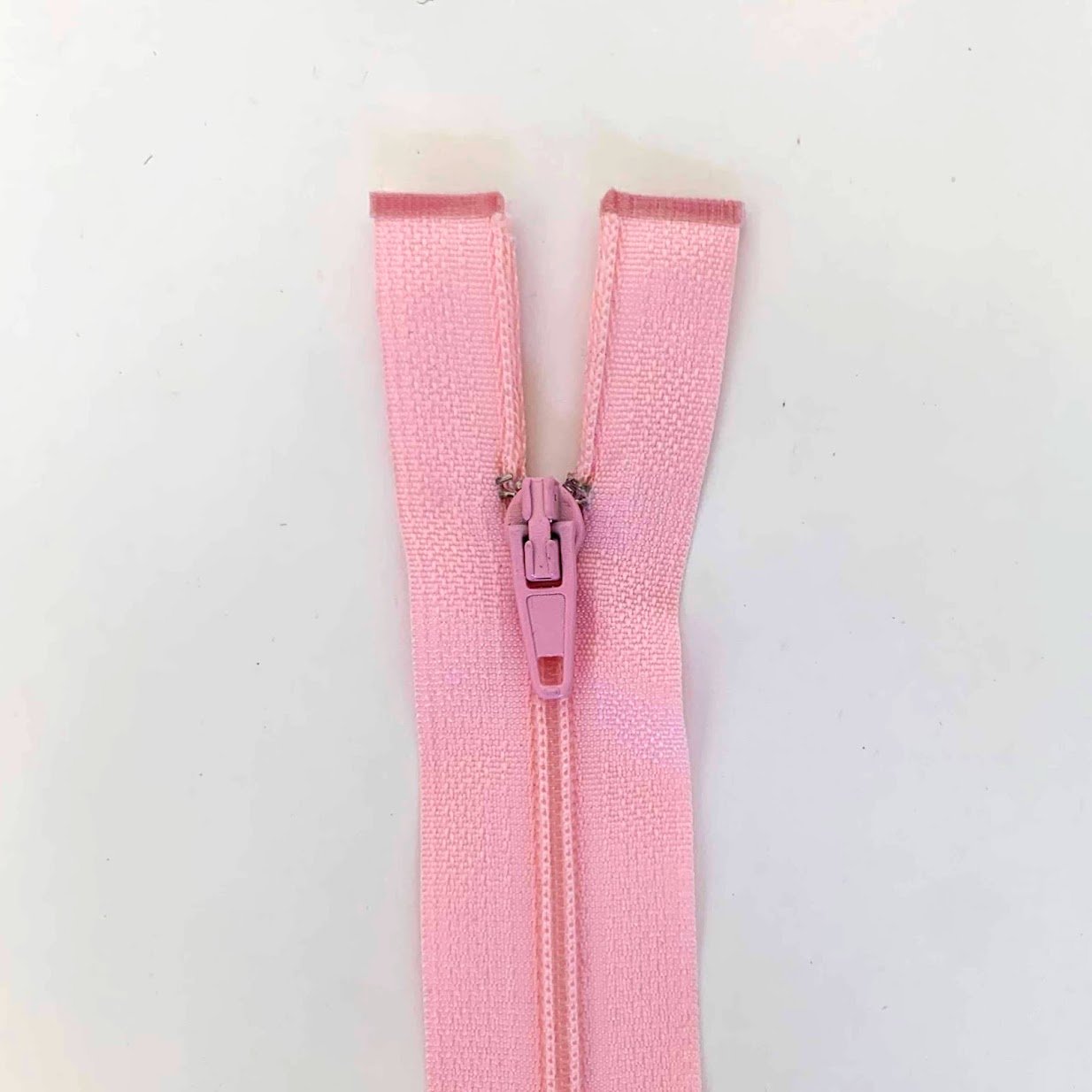 Lightweight Close Ended Separating Zipper 20cm (8") No. 3 - Pink