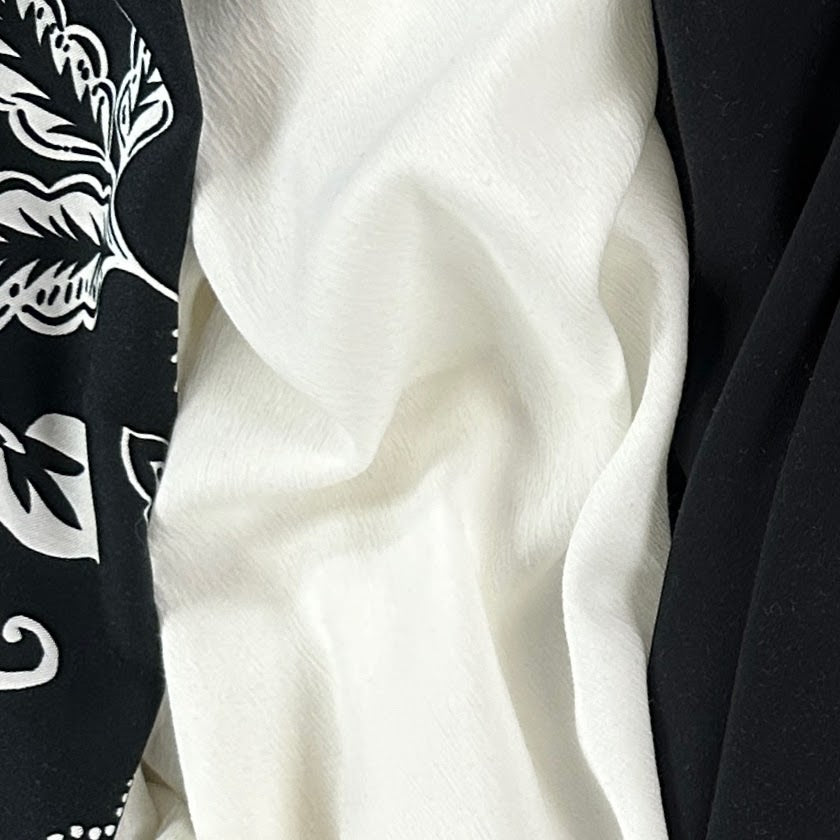 Black & White Floral - Ecovero™ Viscose Challis – Riverside Fabrics