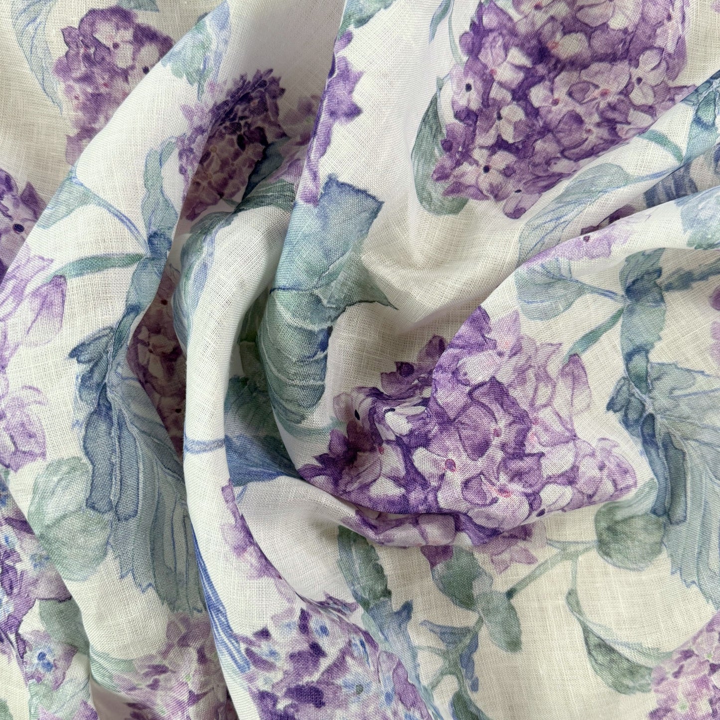 European Linen - Purple Hydrangea - 59"