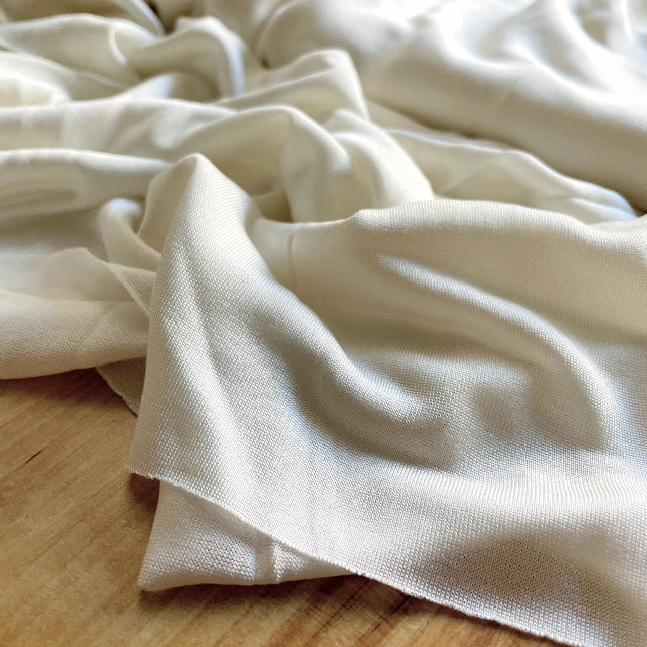 Silk Fabrics - 100% Silk Material »